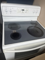 Frigidaire White 30" Smooth Top Electric Range – Ceramic Glass Cooktop – Self-Cleaning Oven