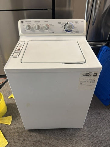 GE White Top Load Washer – Deep Water Wash – Large Capacity – Used