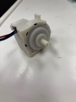 Whirlpool Mod WFW560CHW1 Washer Water Level Pressure Switch Part W11316246 USED