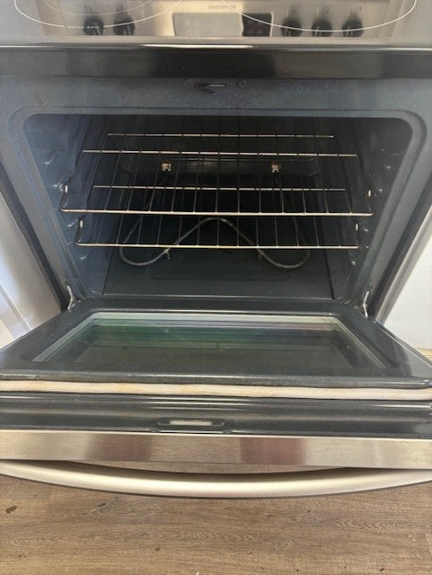 Frigidaire 30” Stainless Steel Glass Top Electric Range – Used - AP-105