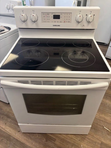 Samsung  30” White Glass Top Electric Range – Used - AP-106