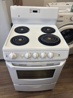 GE 24” White Coil Top Electric Range – Used