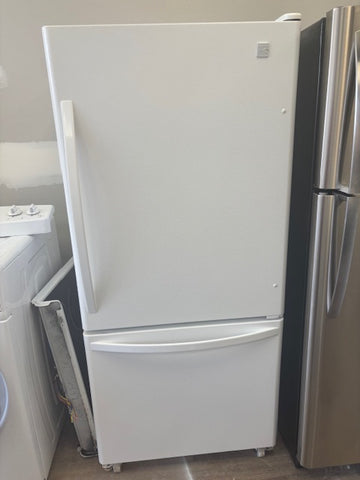 Kenmore White Fridge 30" White Bottom Freezer Refrigerator – Clean & Reliable Used AP-107