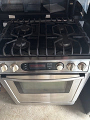 Bosch Gas Range with Glass Top – Stainless Steel – Premium Cooking Performance