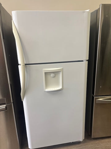 Frigidaire 30-Inch White Top Freezer Refrigerator – 66 Inches Tall – Fully Tested – Great Condition - Store