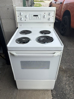 General Electric White Coil Top Electric Range – Classic GE Stove 24 inch Apartment Size