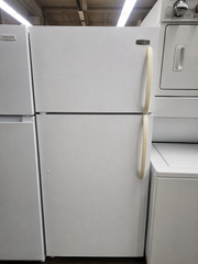 Used Frigidaire Top Freezer Refrigerator – White – Apartment & Family Size – Tested - Store